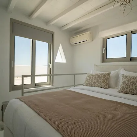 Mayfair By Mykonos Mood וילה *