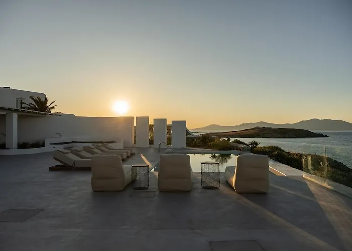 Willa Mayfair By Mykonos Mood